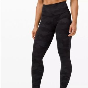 Lululemon Wunder Under high rise leggings